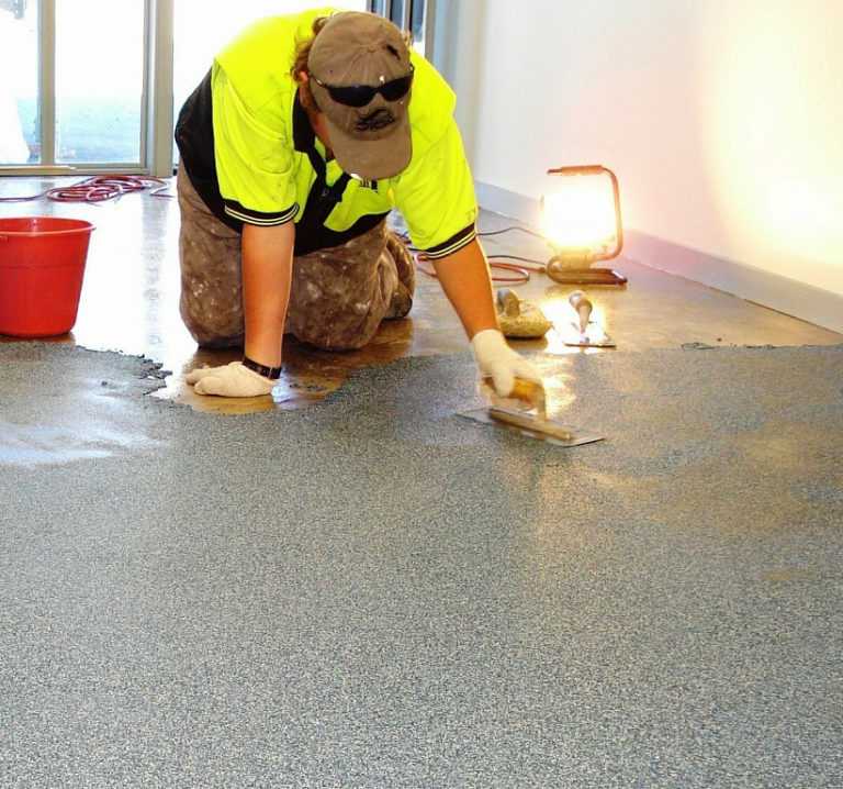 Чем обрабатывают бетонные полы, чтобы они не пылили во время эксплуатации, методы и способы удаления пыли