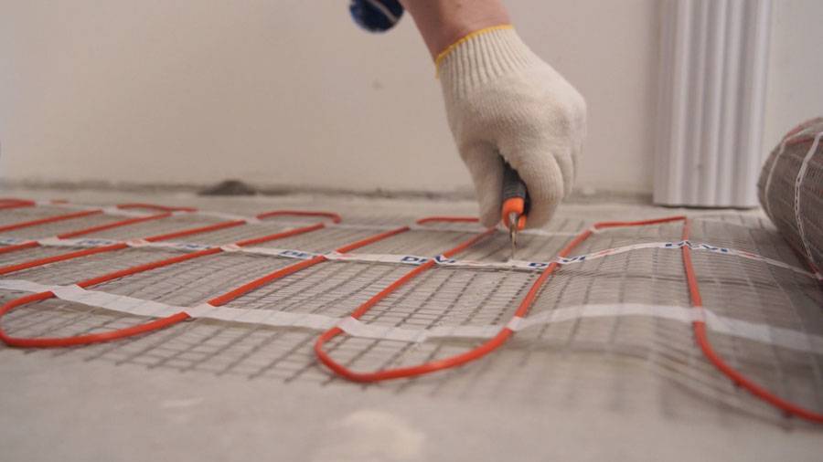 Теплый пол под ламинат на бетонный пол нюансы проектирования  подробный монтажный инструктаж