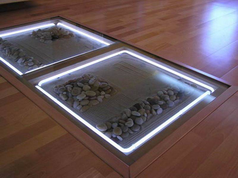 Стеклянный пол: жидкое стекло для пола в ванной с подсветкой, можно ли покрыть бетонный пол стеклянной стяжкой, фото и видео