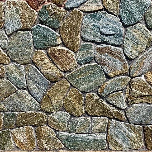 Каменный пол в интерьере дома