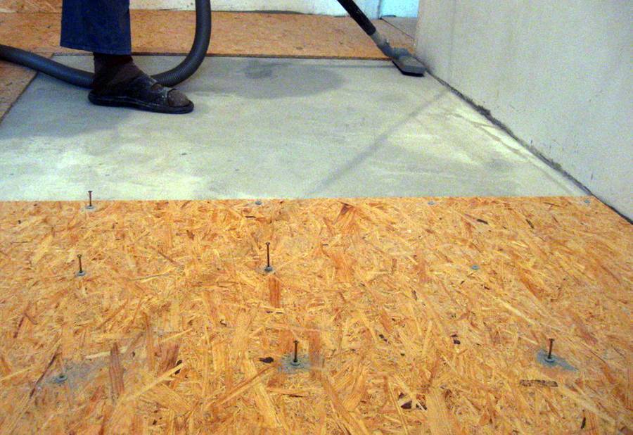 Чем и как правильно приклеить фанеру к бетонному полу