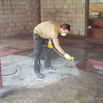 Как обеспылить бетонный пол: выкладываем все нюансы