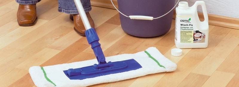 Чем лучше мыть линолеум: средство для мытья, как почистить, помыть полы чтобы блестели, как правильно в домашних условиях чистить, фото и видео