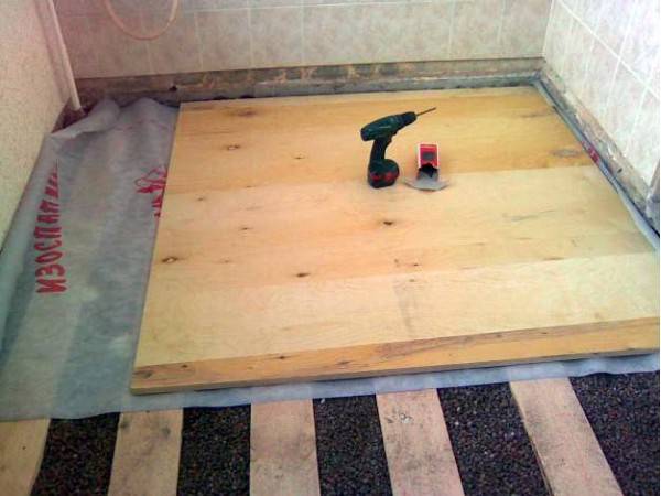 Укладка линолеума на деревянный пол