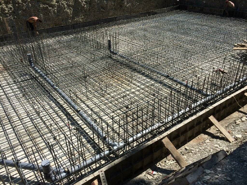 Армированный бетон: что это такое, как его получают, где он применяется