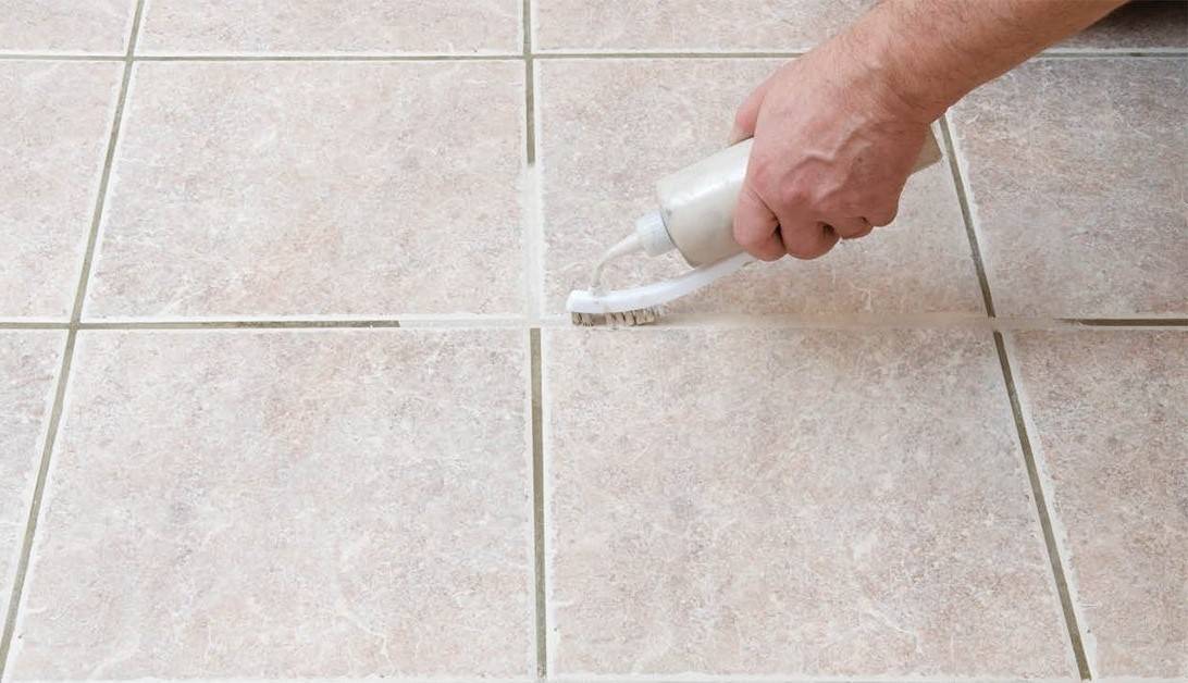 Сколько сохнет плитка на полу после укладки на клей и цементный раствор?