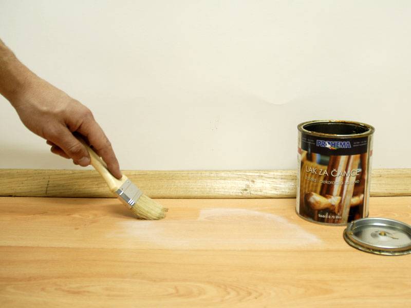 Чем покрасить деревянный пол в доме, на даче - покраска пола
