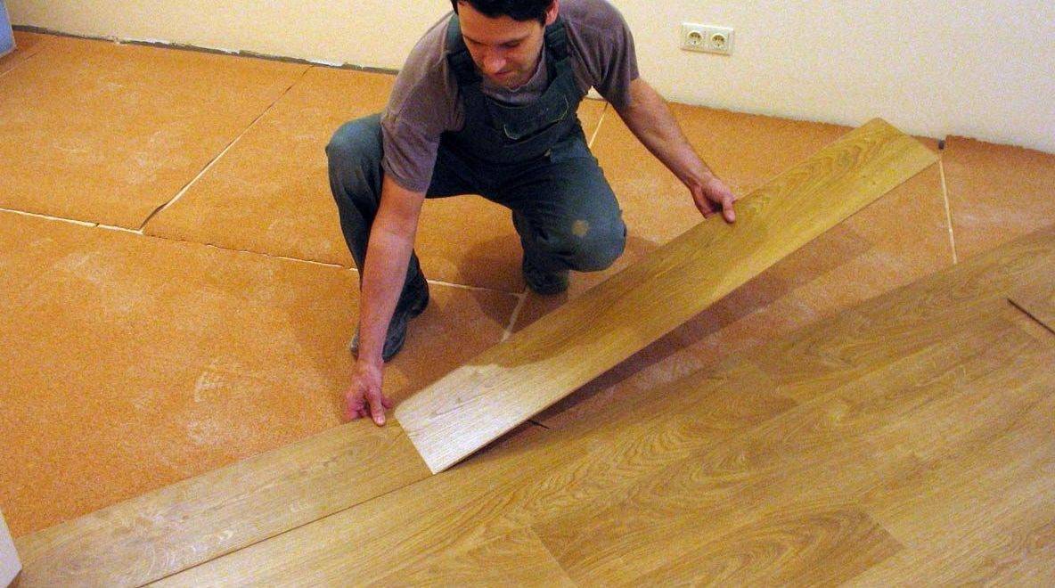 Укладка ламината на деревянный пол: можно или нет