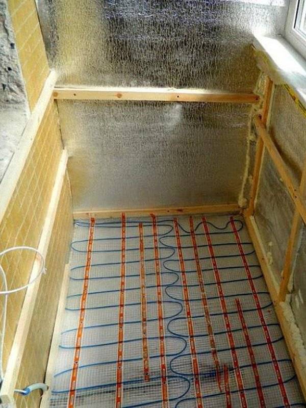 Теплый пол на балкон под плитку: плюсы и минусы, особенности монтажа. электрический теплый пол на балконе под плитку