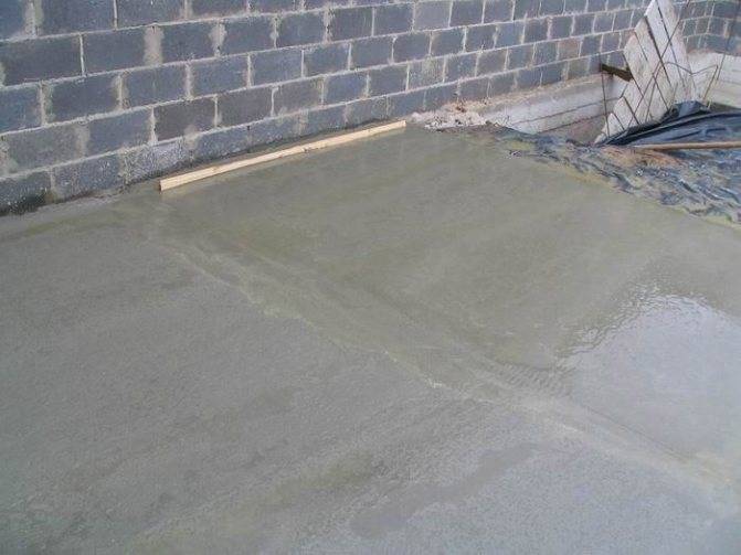Армирование бетонного пола в гараже