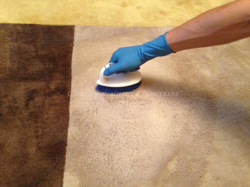 Как быстро и эффективно почистить ковролин в домашних условиях
