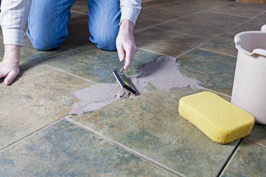 Сколько сохнет плитка на полу после укладки: признаки высохшего клея, через сколько времени после укладки плитки можно ходить по полу