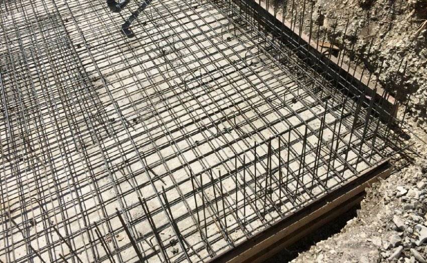 Устройство армированного бетонного пола