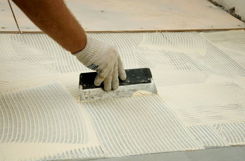 Укладка фанеры на бетонный пол под ламинат, линолеум и паркетную доску