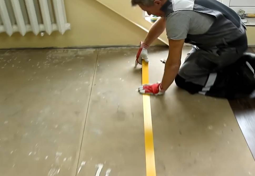 Как постелить линолеум – азы укладки на бетонный пол