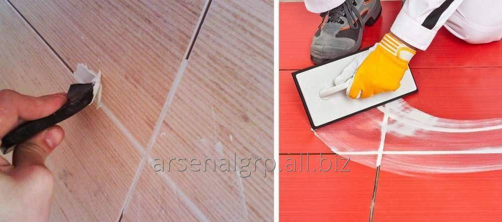 Как правильно затирать швы на полу на плитке