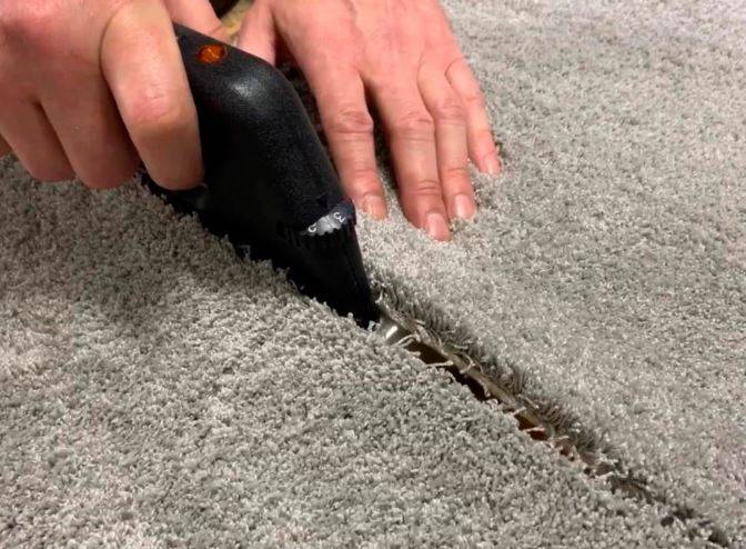 Укладка ковролина своими руками на бетонный пол, на клей, на лестницу, методом стретчинга: технология и видео