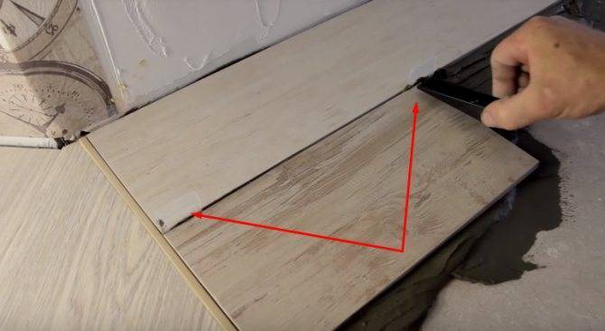 Стык между ламинатом и плиткой без порожка - строительство и ремонт