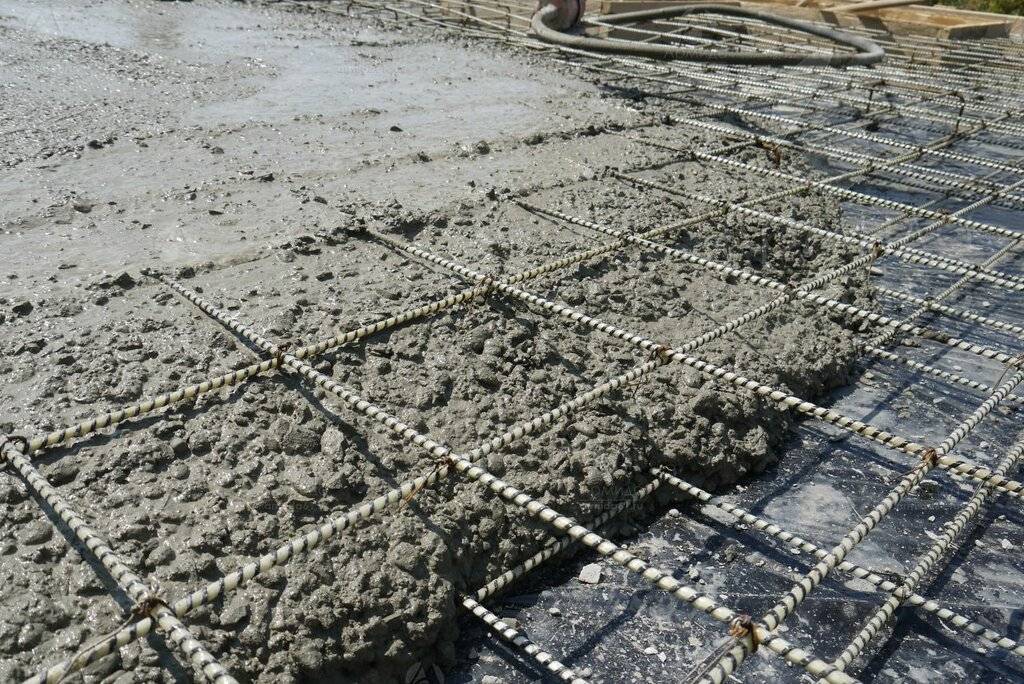 Базальтовая фибра для армирования бетона: что это такое, и для чего она нужна