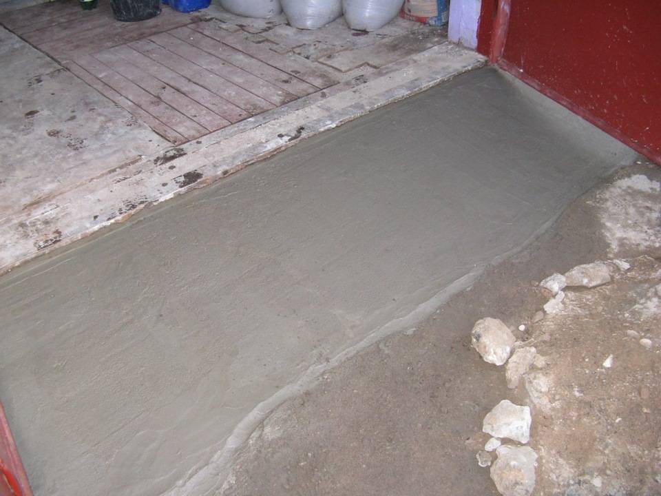 Обеспыливание бетонного пола: антипыль, пропитки и грунтовка