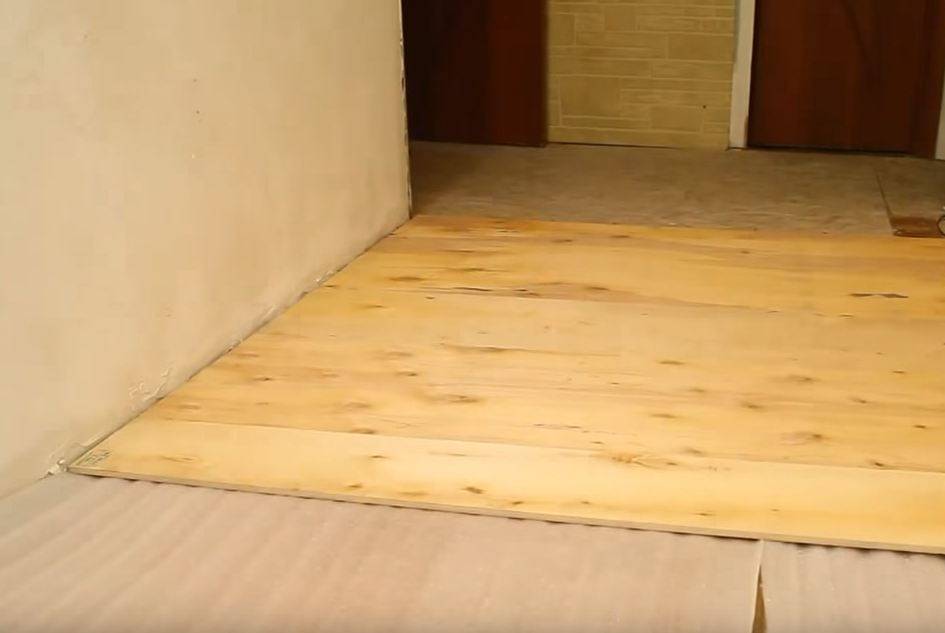 Укладка ламината на деревянный пол
