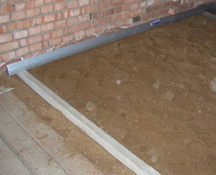 Заливка бетонного пола в гараже своими руками: подробная инструкция