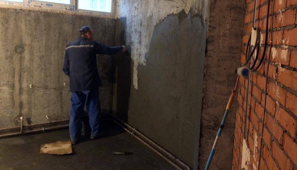 Гидроизоляция стен своими руками: проведение работ по изоляции стен дома