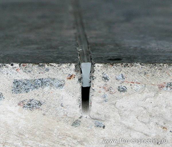 Деформационные швы в бетонных полах: устройство, нарезка усадочных швов, герметик для температурных швов, фото и видео