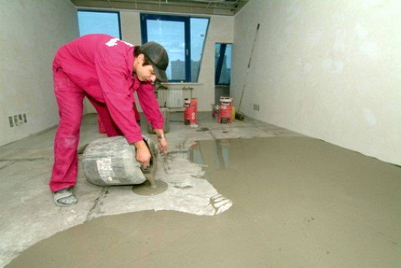 Как правильно постелить линолеум на бетонный пол
