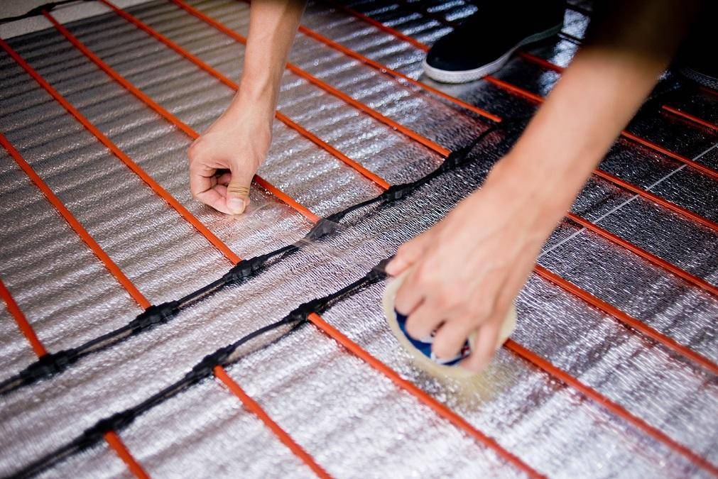 Видео монтажа электрического теплого пола под плитку