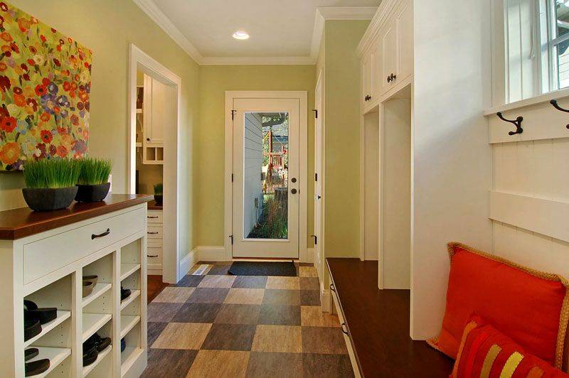Линолеум в коридор: как выбрать в квартиру, фото интерьера, советы специалиста