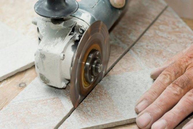 Чем резать плитку в домашних условиях: инструменты для кафельной и керамической плитки