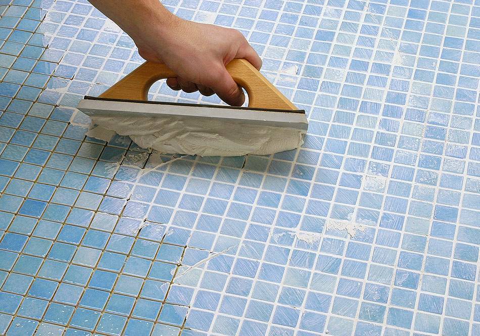 Как выбрать клей для укладки мозаичной плитки