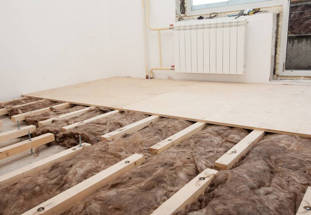 Ремонт и обновление деревянных полов в квартирах