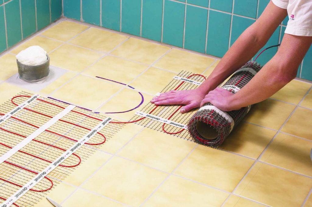 Как сделать теплый пол в ванной: как лучше устроить своими руками?